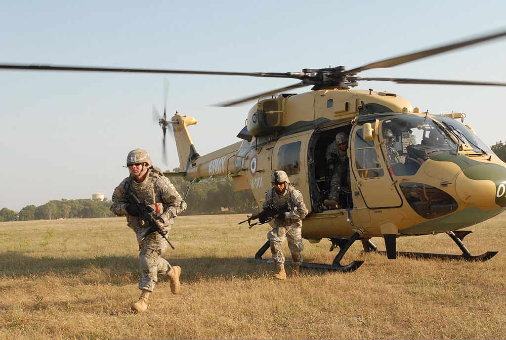 1024px-Army_Aviation_India_deploying_US_troops.jpg