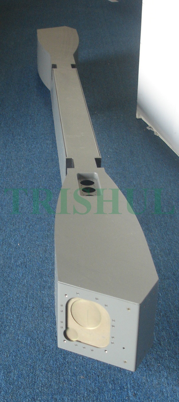 DARE-Designed Underwing Pylon with MAWS Aperture for Super Su-30MKI.jpg