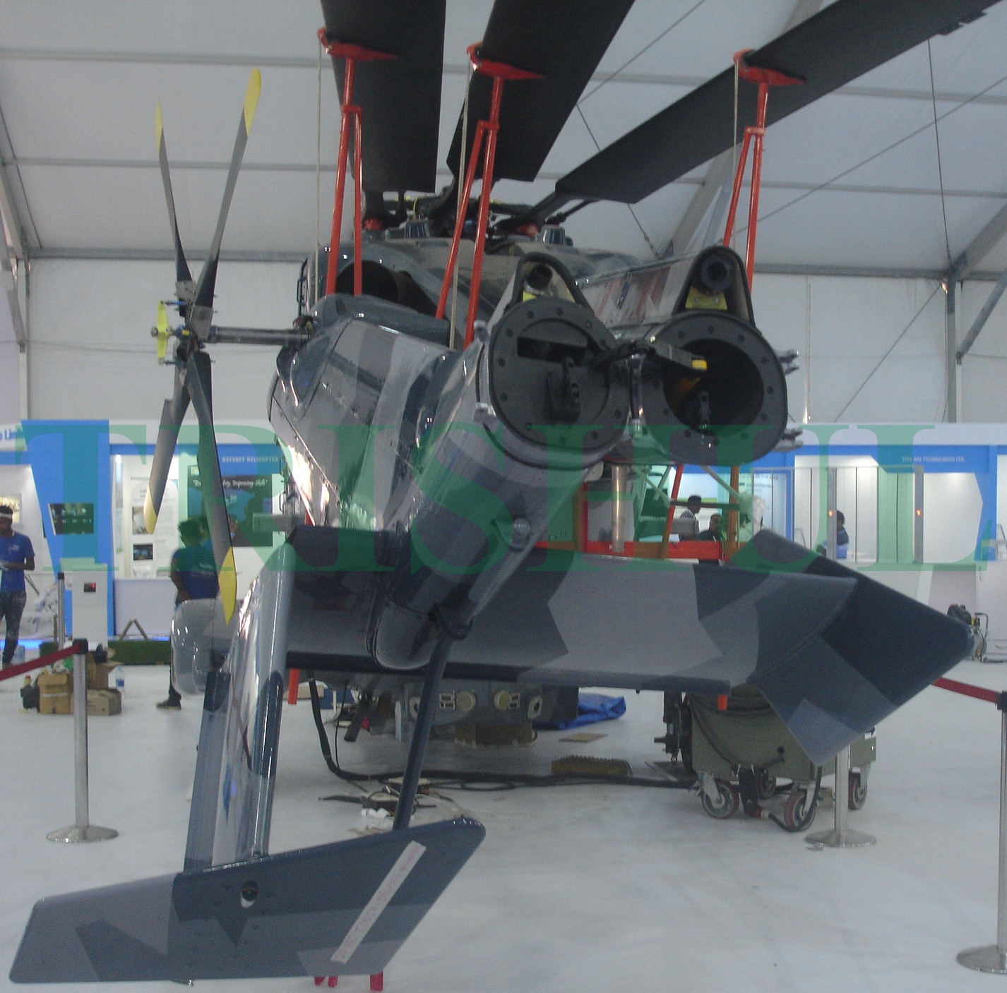 Dhruv ALH Mk.4 with Folding Tail-Rotor Section.jpg