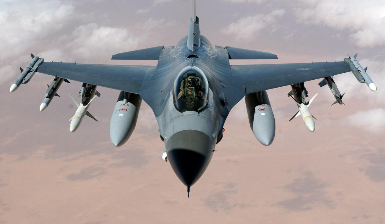 f-16_fighting_falcon.jpg