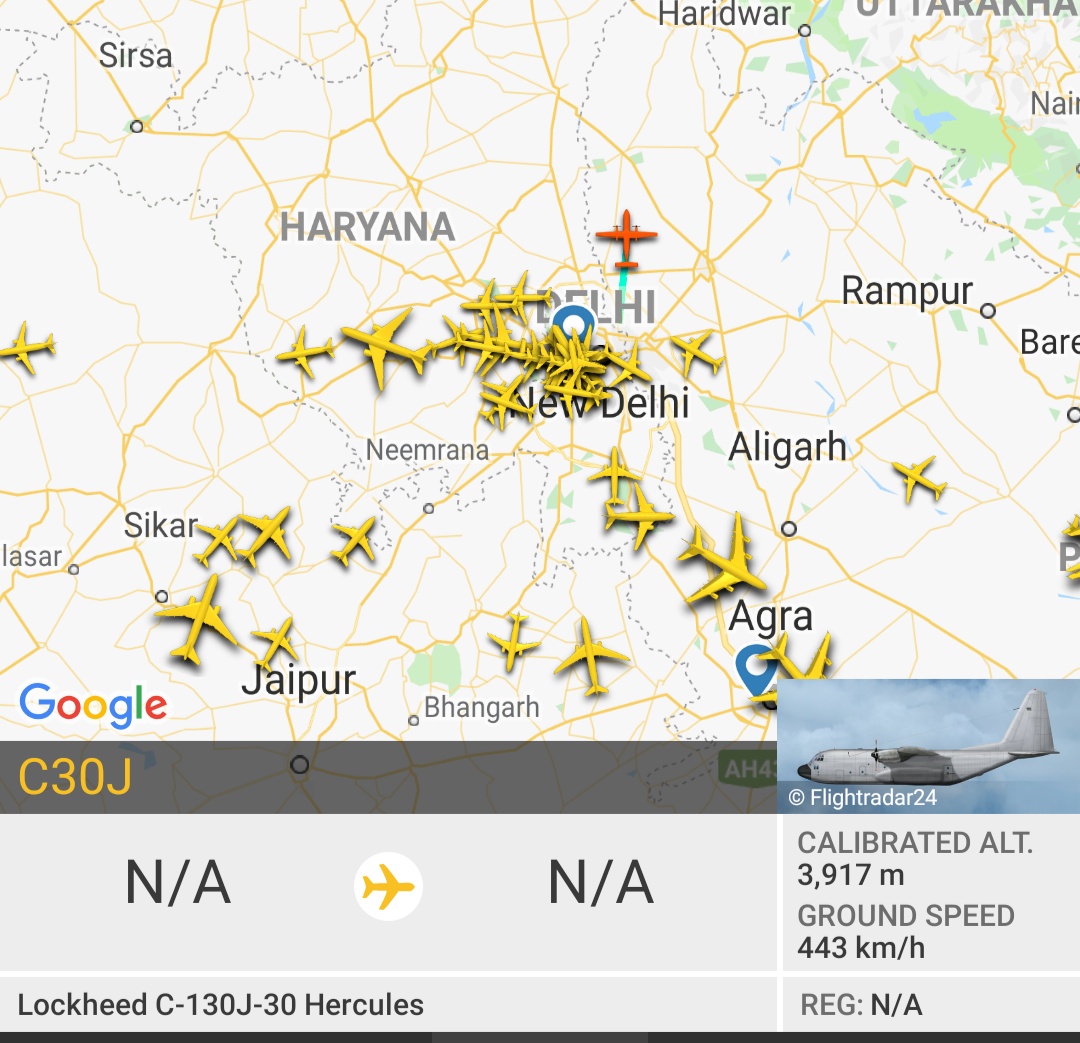 Screenshot_2019-08-03-22-45-57-778_com.flightradar24free.jpg