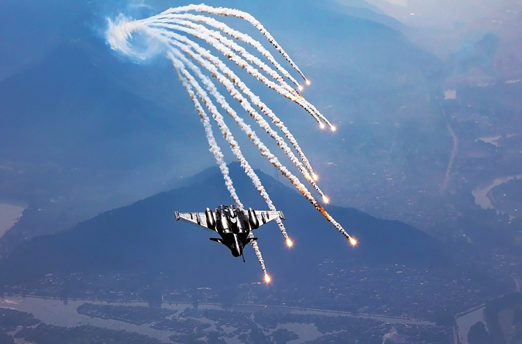 www.sps-aviation.com