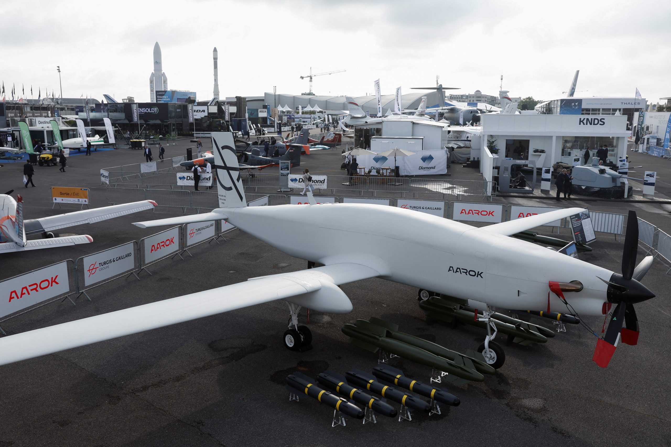 PARIS-AIRSHOW-Aarok-scaled.jpg
