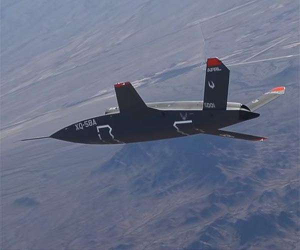 xq-58a-valkyrie-demonstrator-inaugural-flight-hg.jpg