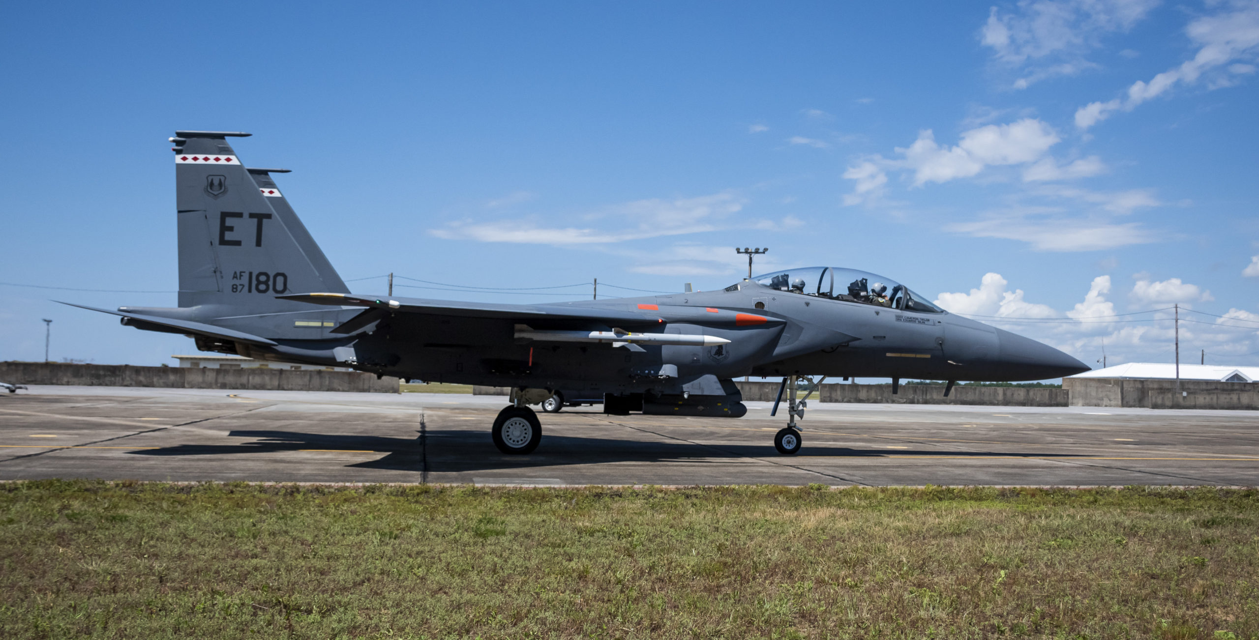www.airforcemag.com
