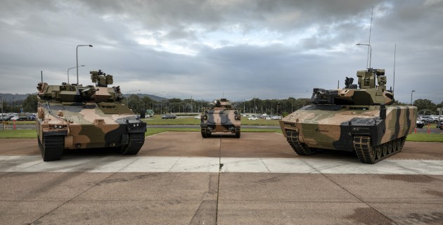 www.australiandefence.com.au