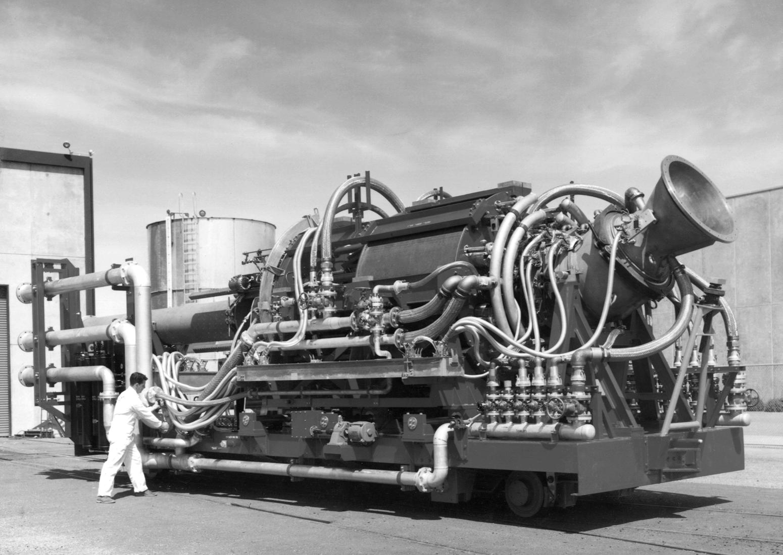 Tory_II-A_nuclear_ramjet_engine.jpg