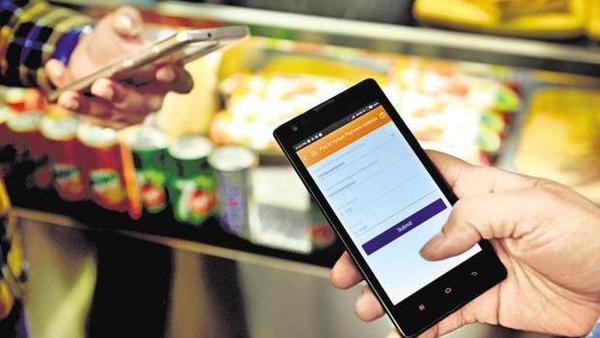 mobile-wallets-kAIF--621x414@LiveMint_1559790418775.jpg