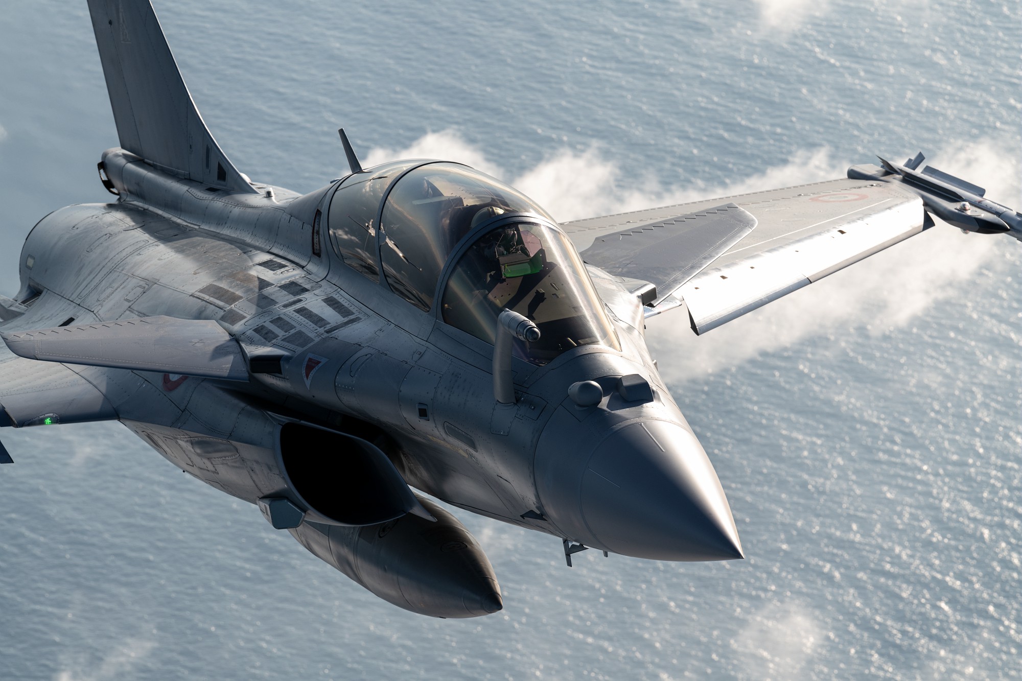 www.dassault-aviation.com